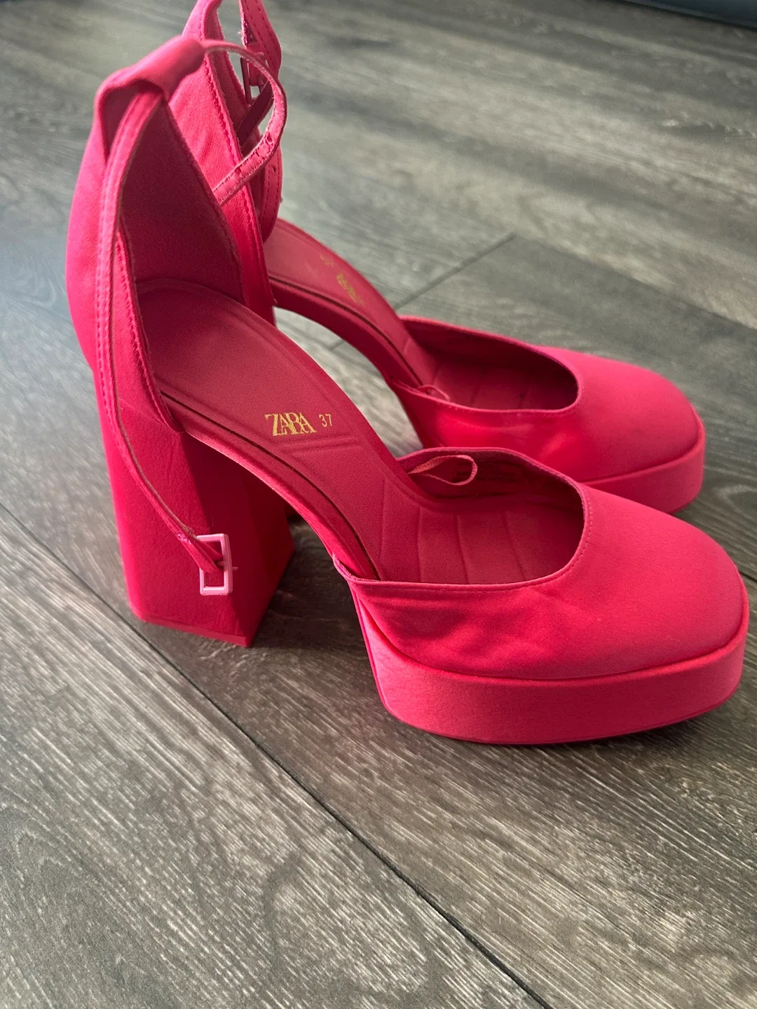 Zara Pink Platform Heels - Size 37 image indicator(2)