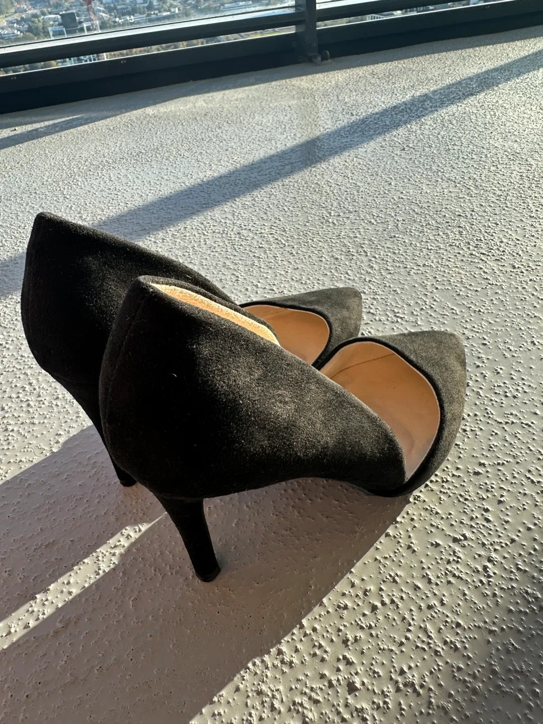 Halston Black Heels - Size 6.5 image indicator(6)