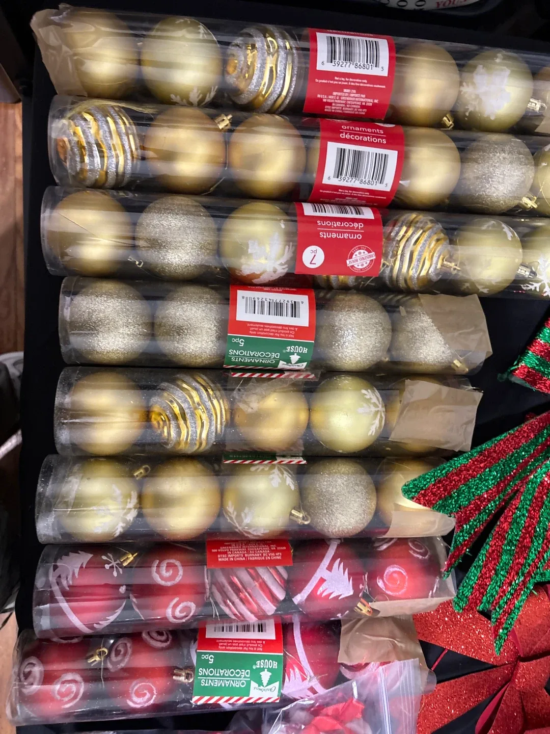 Christmas Ornaments & Decorations image indicator(6)