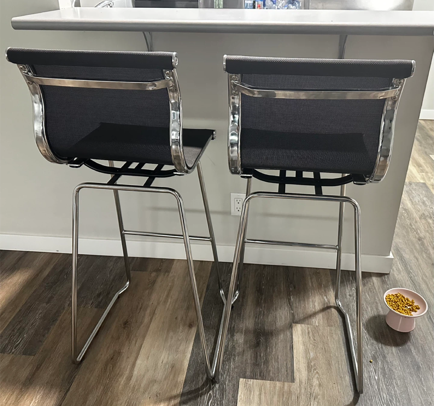 Bar Stools ( island stools) – Set of 2 (Like New) - photo 3