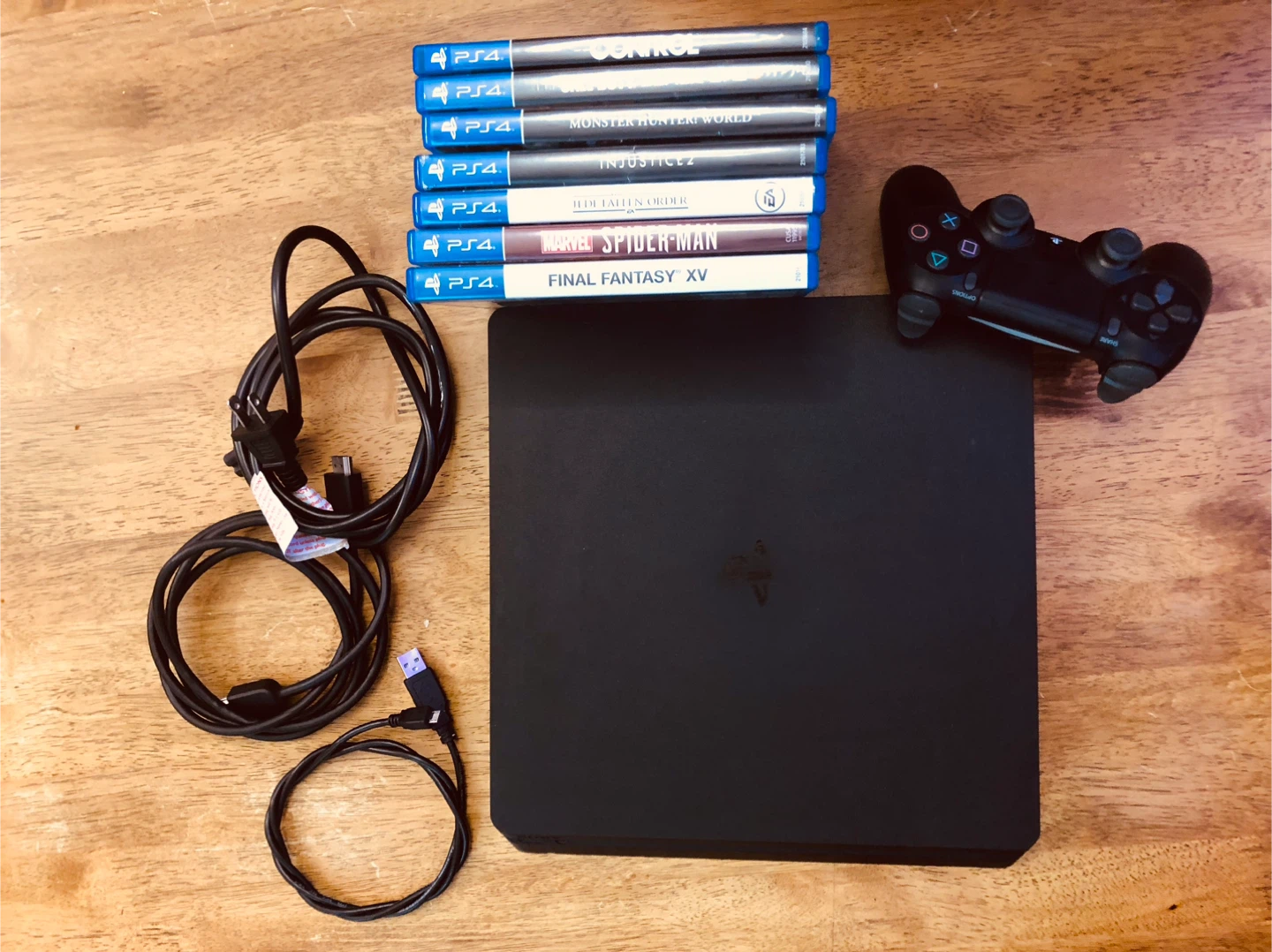 PS4 Console + 7 Games - photo 2