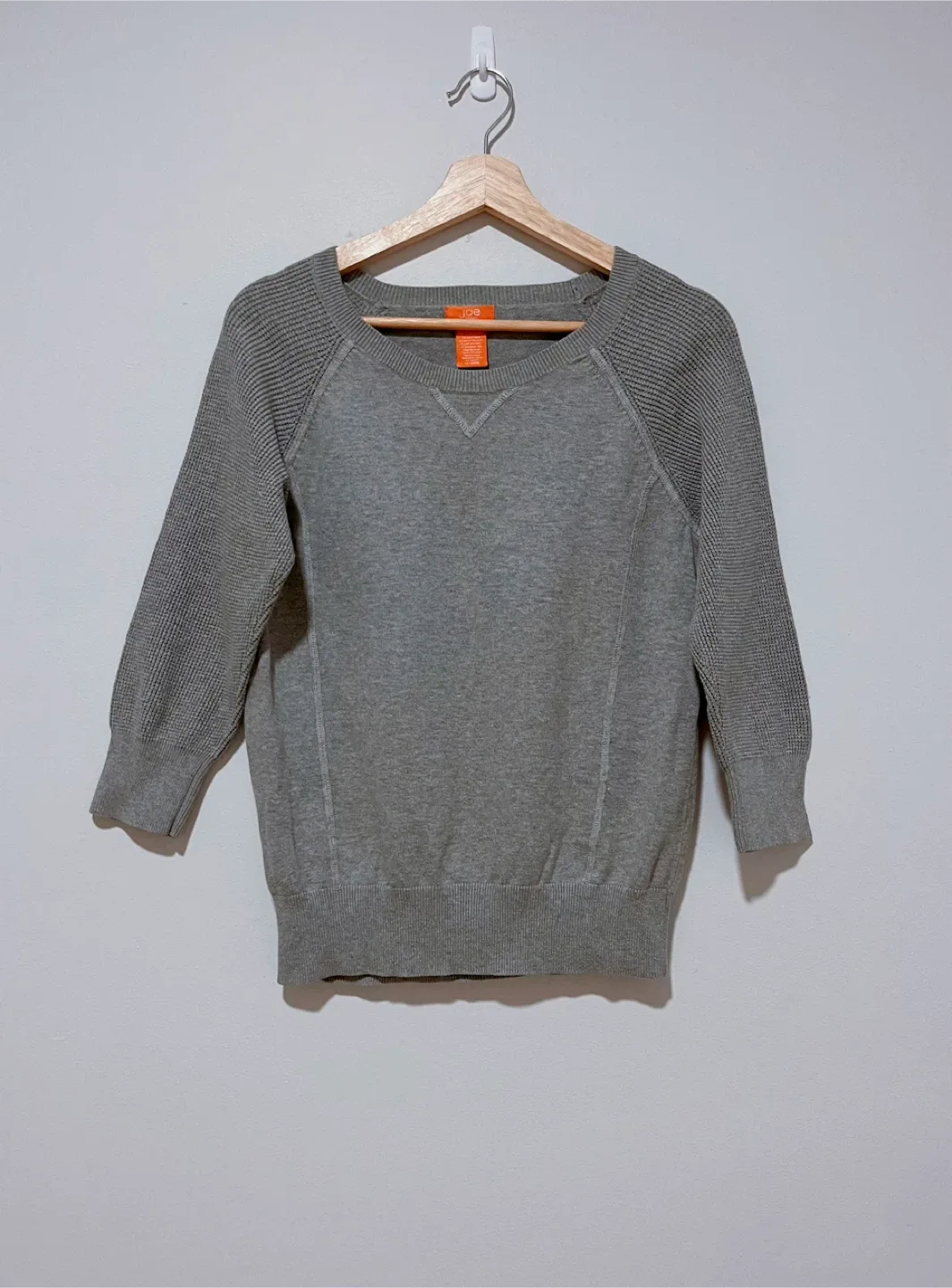 Women’s Uniqlo &  Joe Fresh 3/4 Sleeve Tops- Size S image indicator(3)