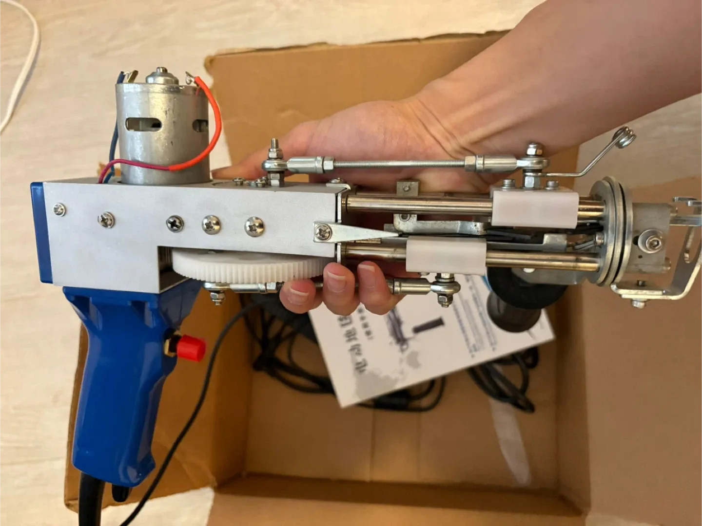 Tufting Gun with Box image indicator(2)