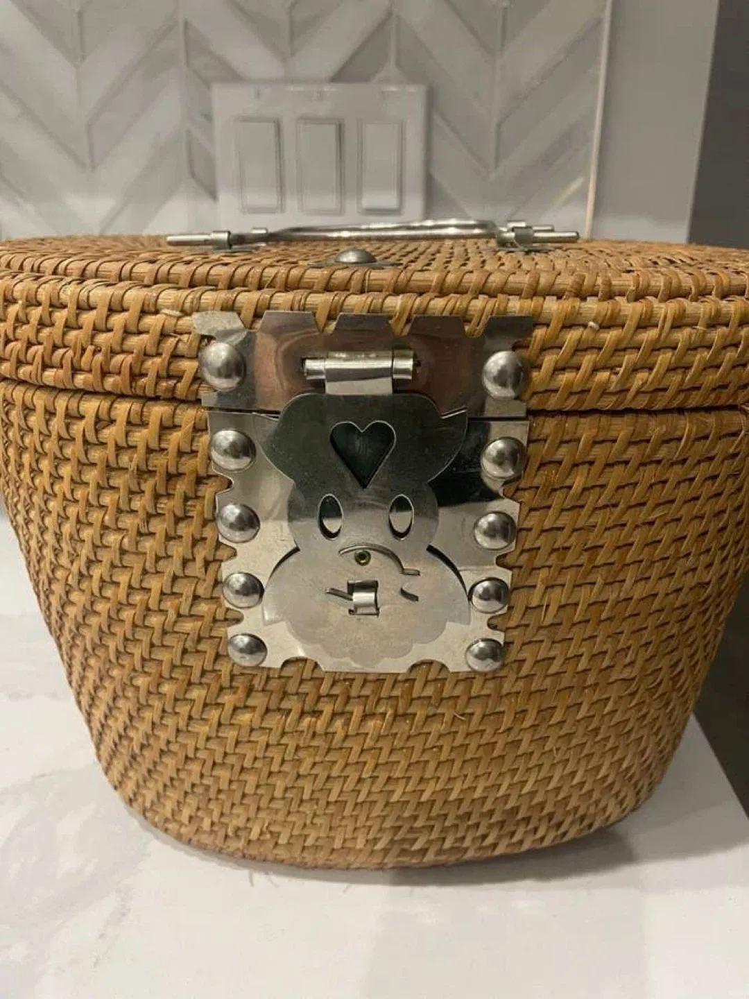 Vintage Chinese Tea Set with Basket image indicator(6)