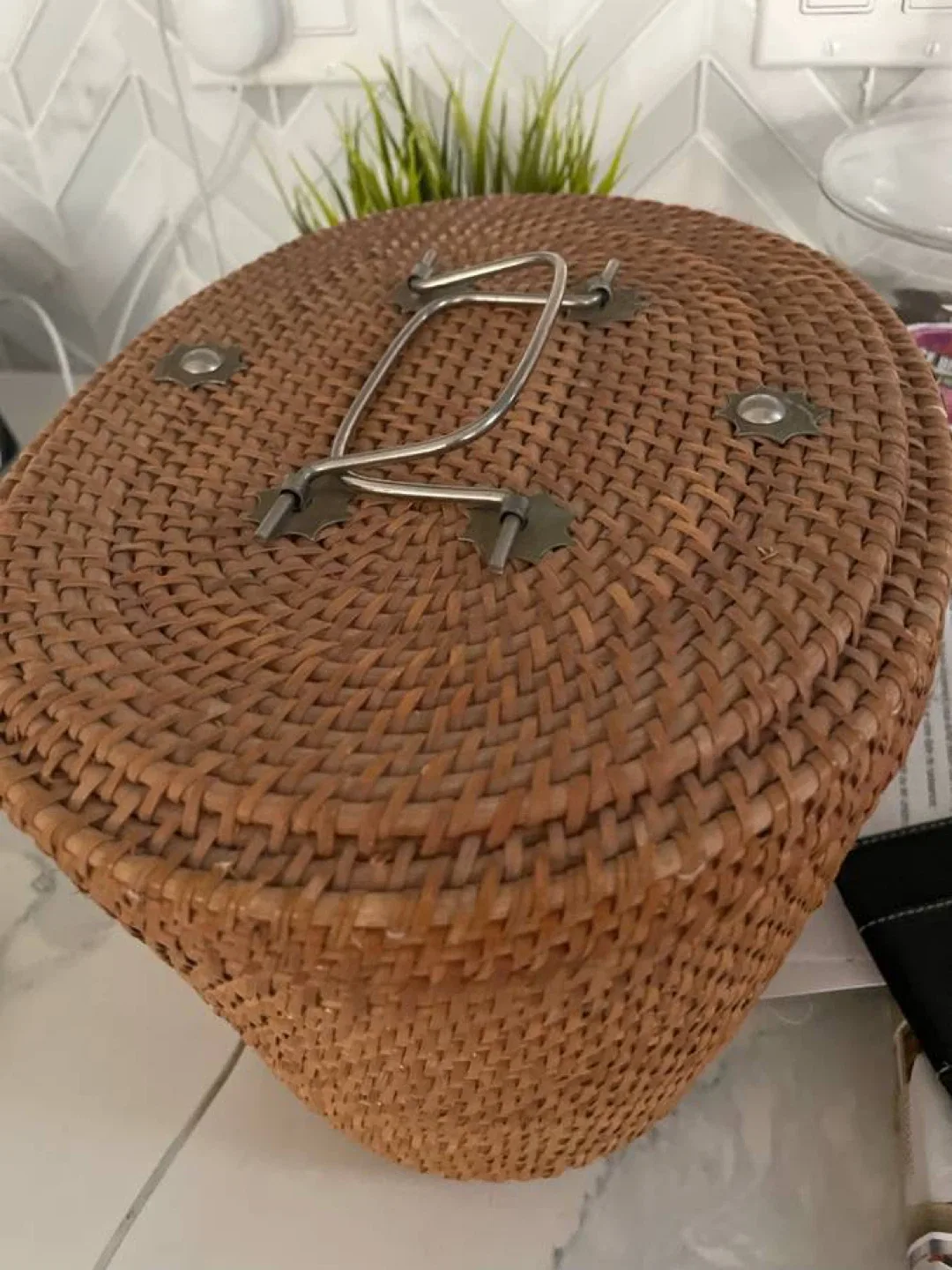 Vintage Chinese Tea Set with Basket image indicator(7)