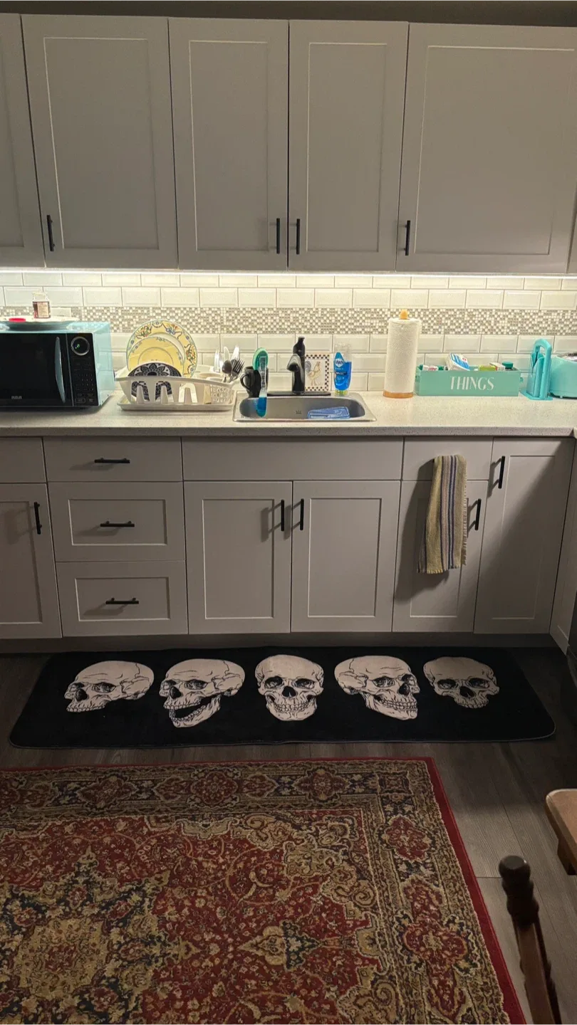 Skull Pattern Runner Rug thumbnail