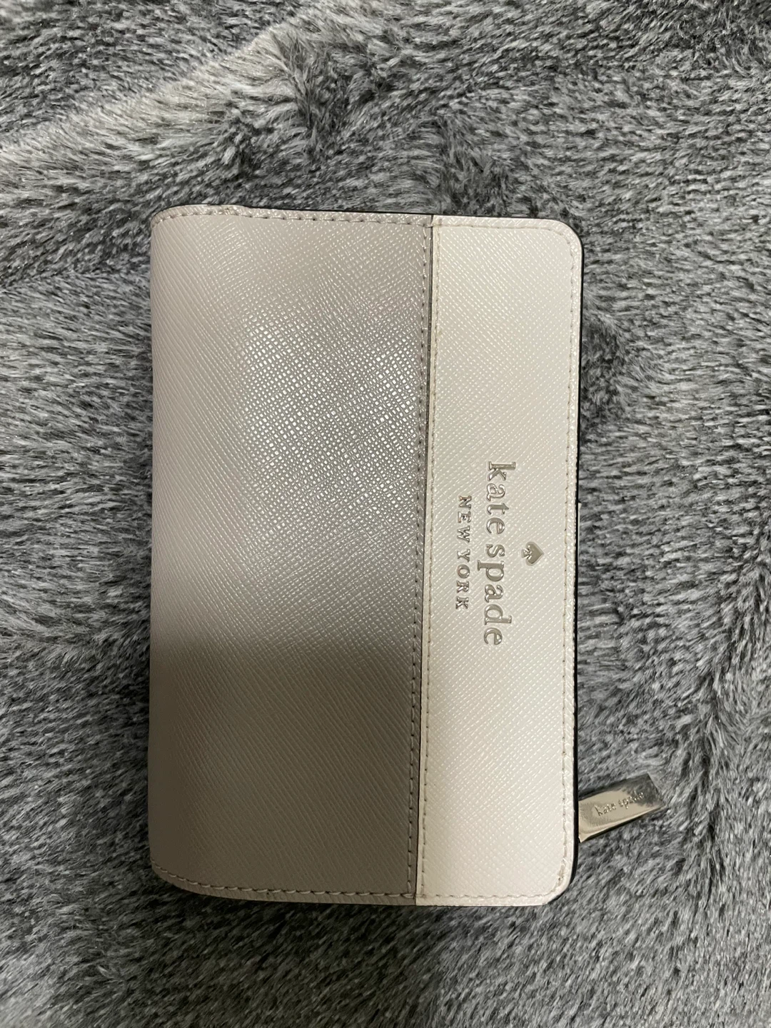 Kate Spade New York Wallet - Light Grey