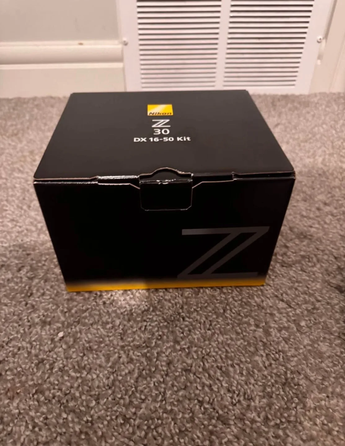 Nikon Z 30 DX 16-50 Kit - Like New!
