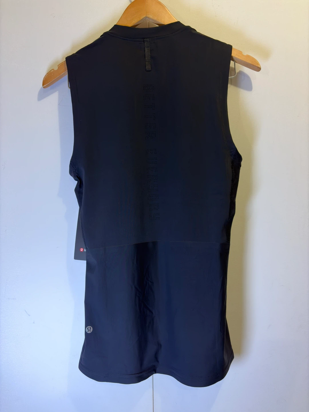 Lululemon Sleeveless Black Tank Top Shirt - photo 2