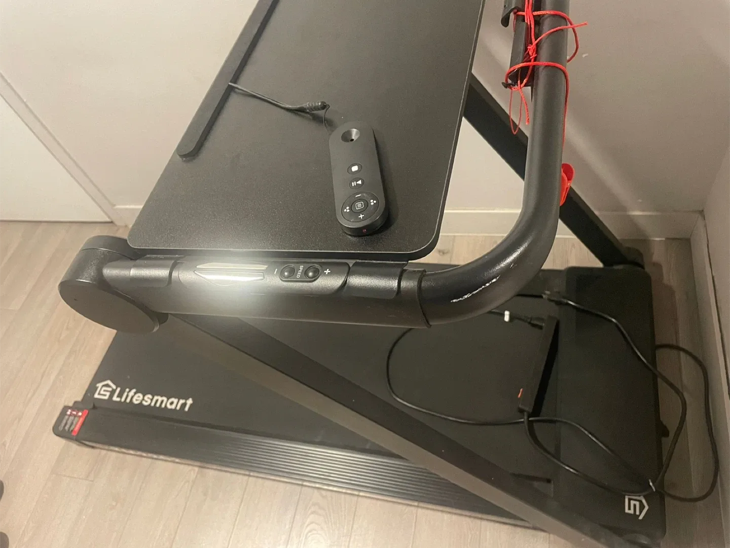 Lifesmart TM2202 3-in-1 2.5HP 59.26" Motorized Treadmill image indicator(3)