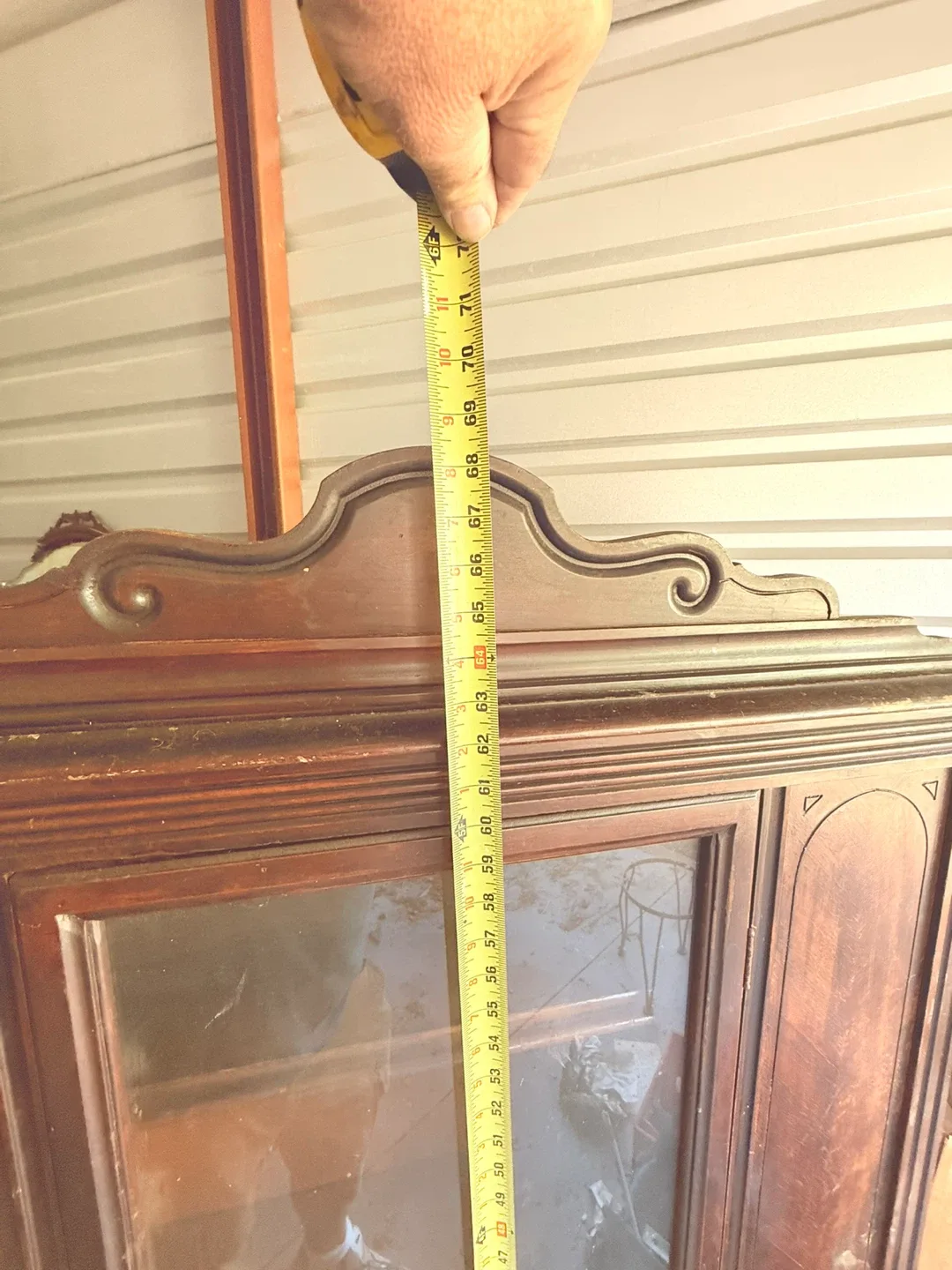 Antique Ornate Mirror, Candlestick, Lamps, Chair image indicator(7)