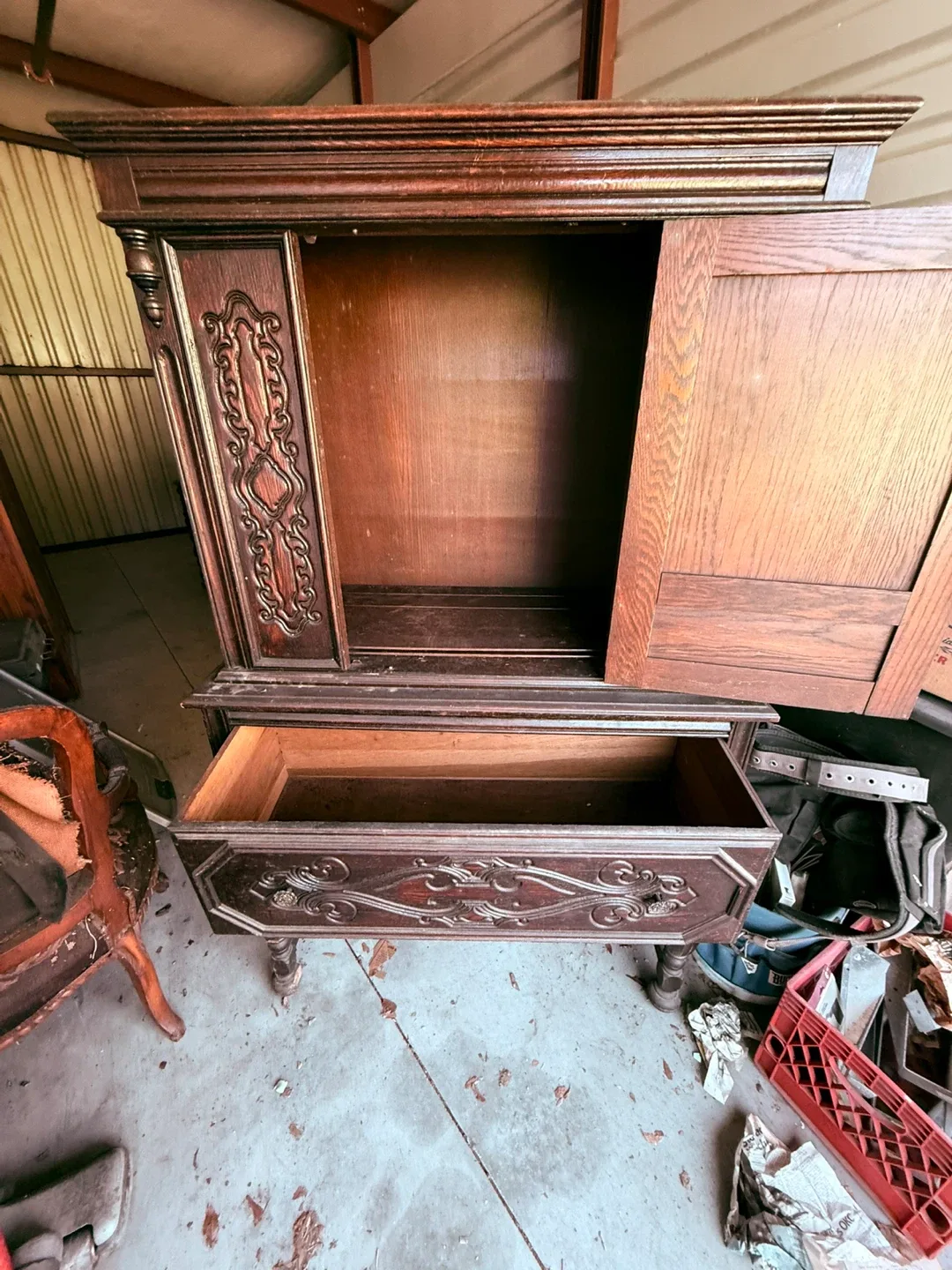 Antique Ornate Mirror, Candlestick, Lamps, Chair image indicator(8)