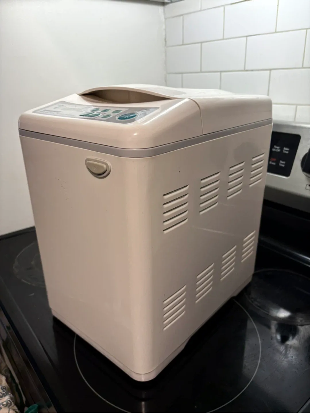 Black & Decker All-in-One Deluxe Breadmaker image indicator(3)