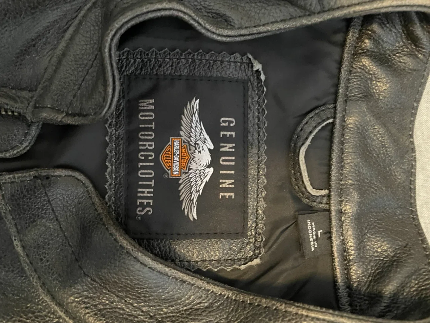 Harley-Davidson Genuine Motorclothes Leather Vest image indicator(3)