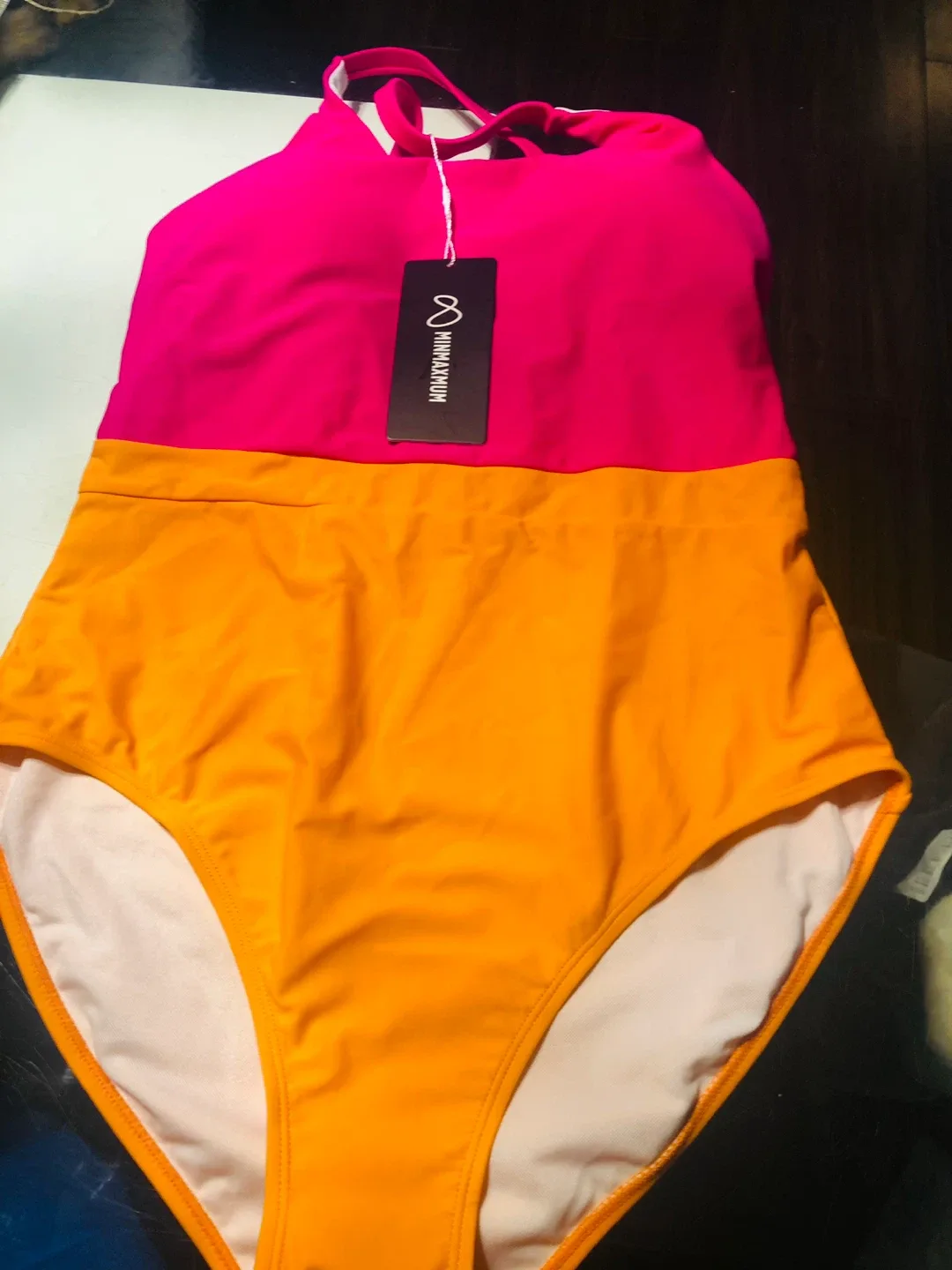 Assorted Women's Clothing & Shoes image indicator(2)