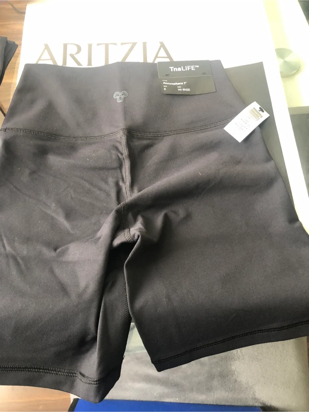 Assorted Women's Clothing & Shoes image indicator(10)