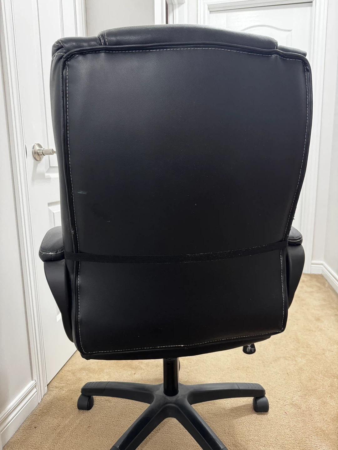 Black Office Chair - Some Wear - photo 5