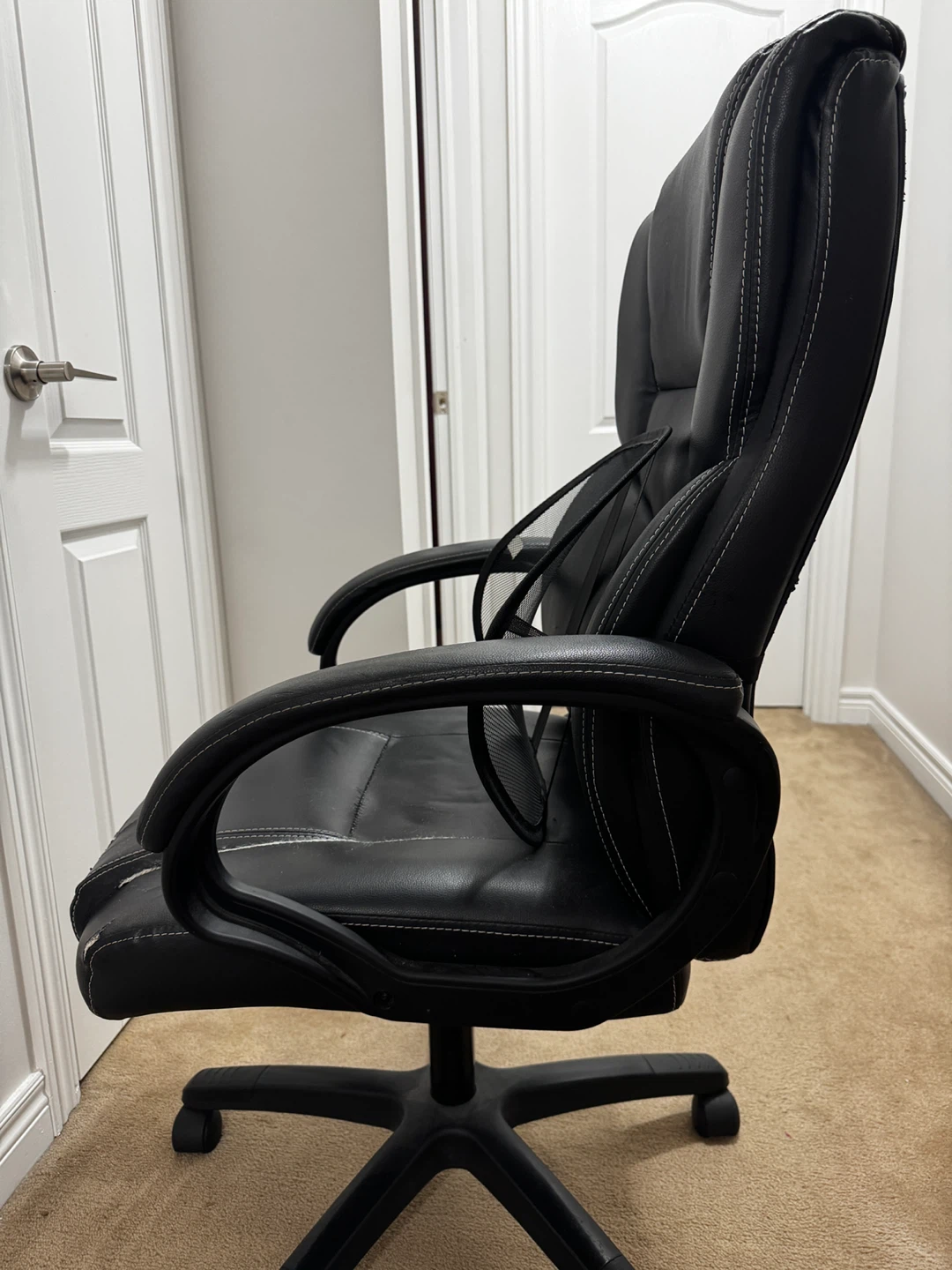 Black Office Chair - Some Wear - photo 2
