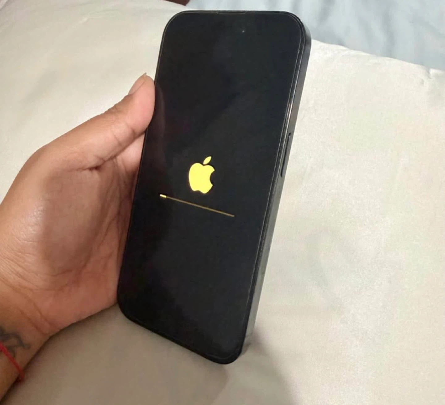iPhone 14 Pro - 256GB - photo 2