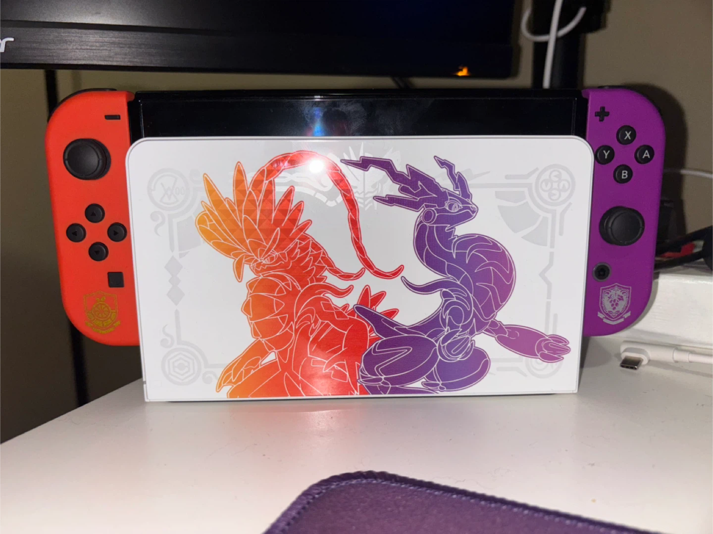 Nintendo Switch OLED Pokémon Scarlet & Violet Edition - photo 2