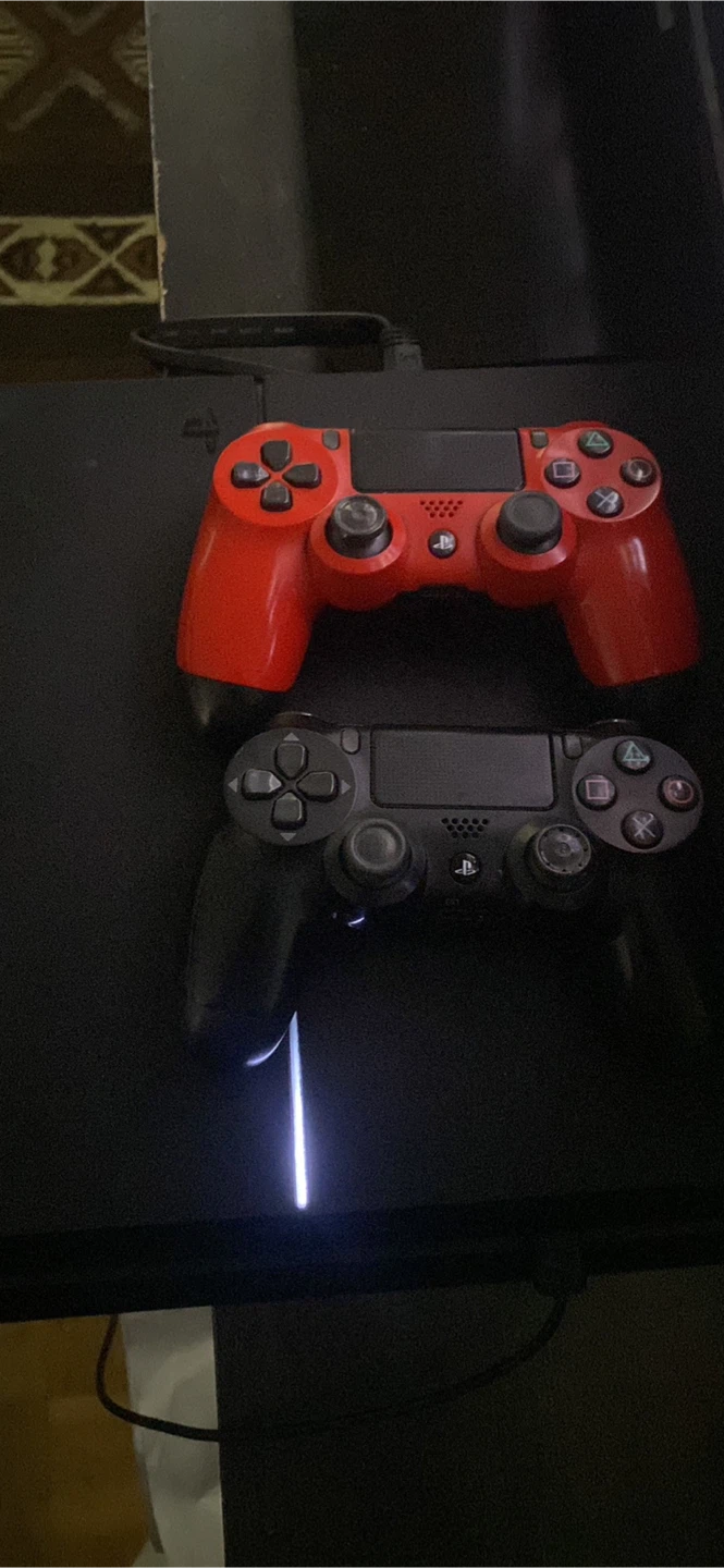 PlayStation 4 Dualshock 4 Controller - Red & Black