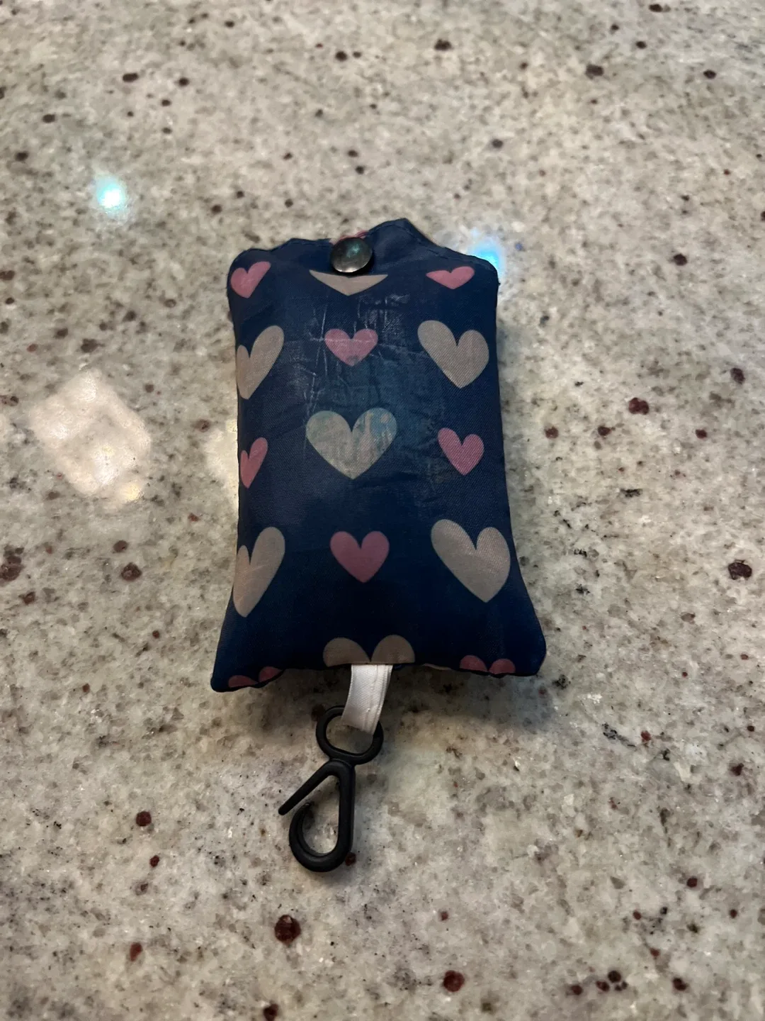 🧡 Reusable Shopping Bag with Heart Pattern thumbnail