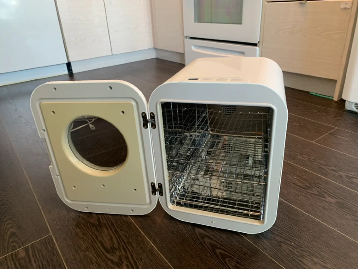 Cimilre UV Sterilizer - Great Condition! image indicator(3)