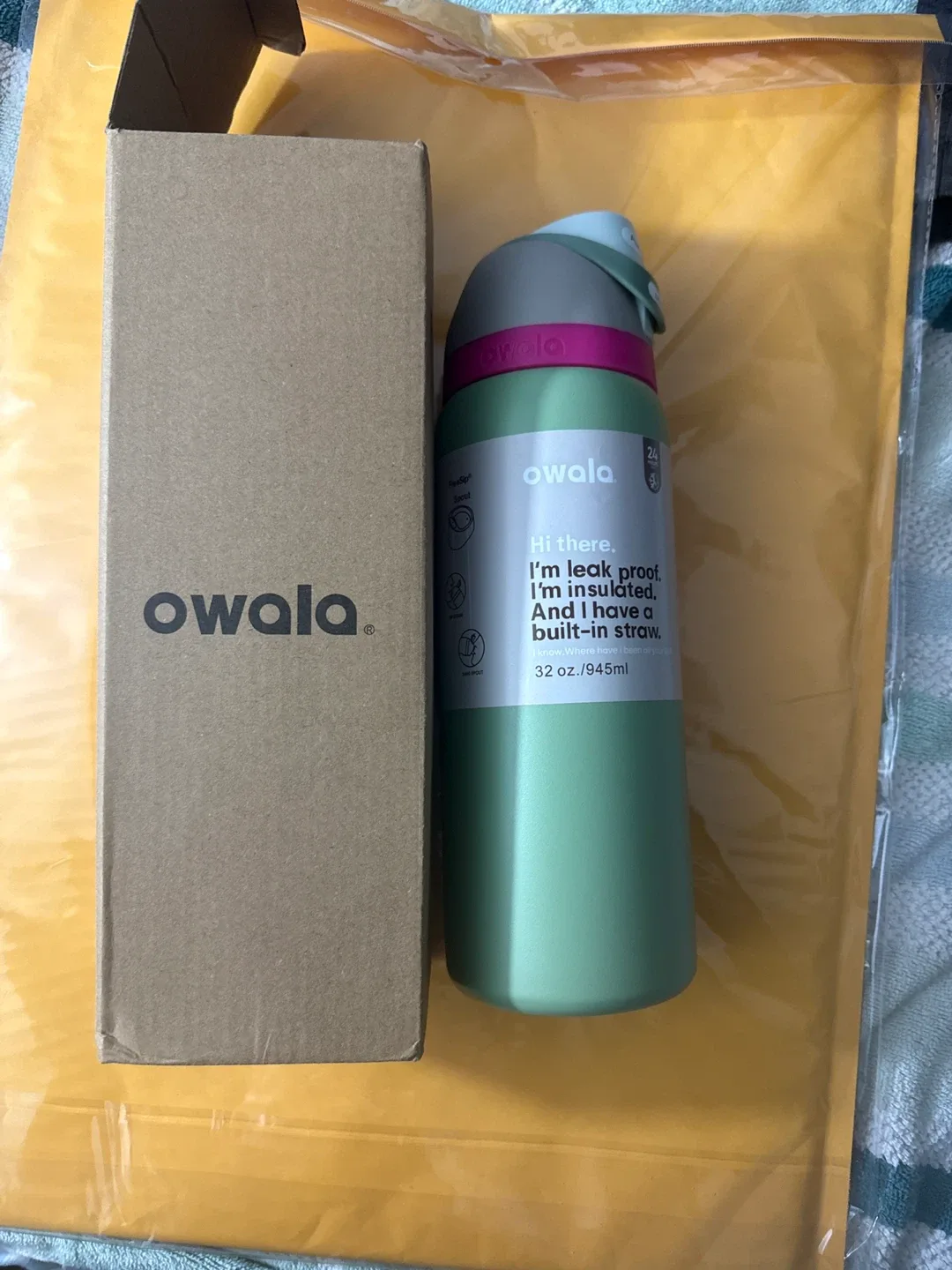 Owala FreeSip Water Bottle 32oz - New image indicator(5)