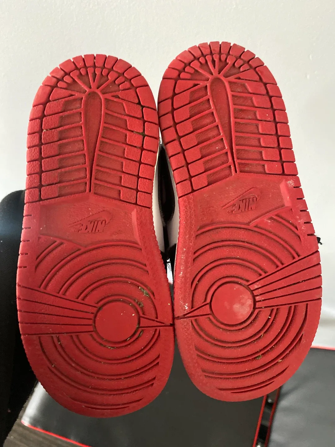 Nike Air Jordan 1 Toddler Shoes, Size 9C image indicator(3)