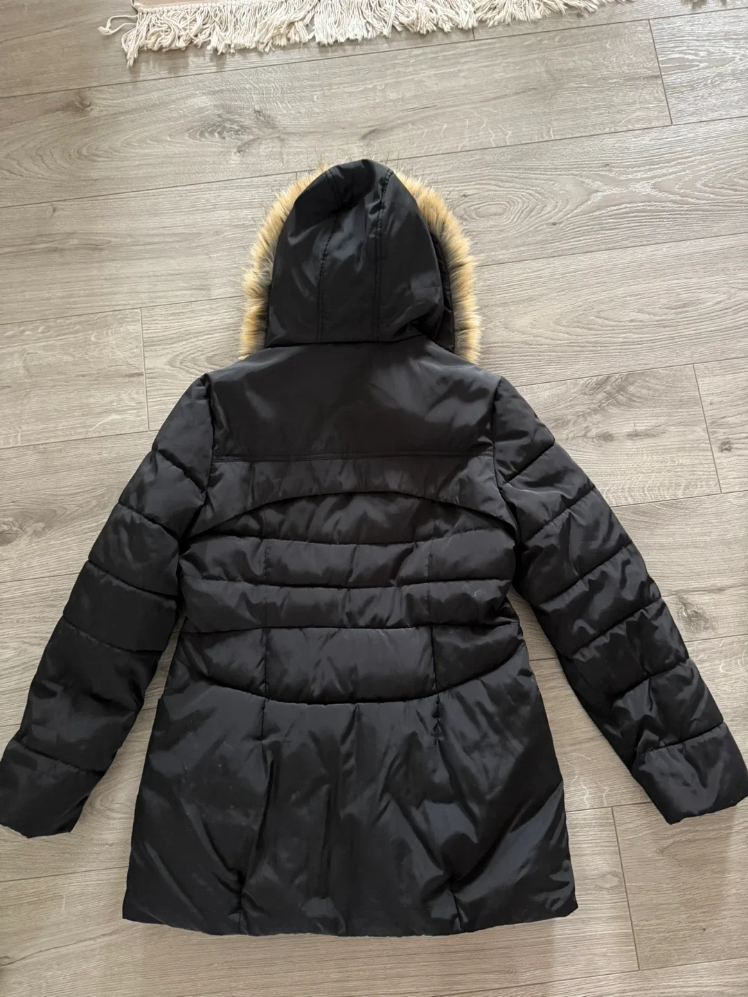 Black Puffer Jacket with Faux Fur Hood image indicator(2)