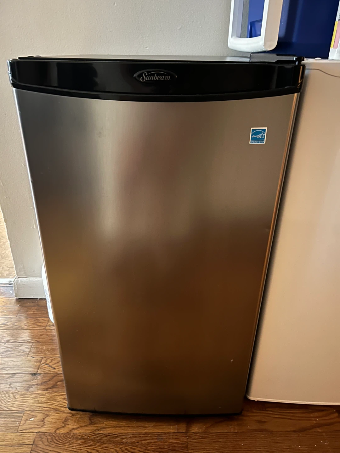 Sunbeam Compact Refrigerator