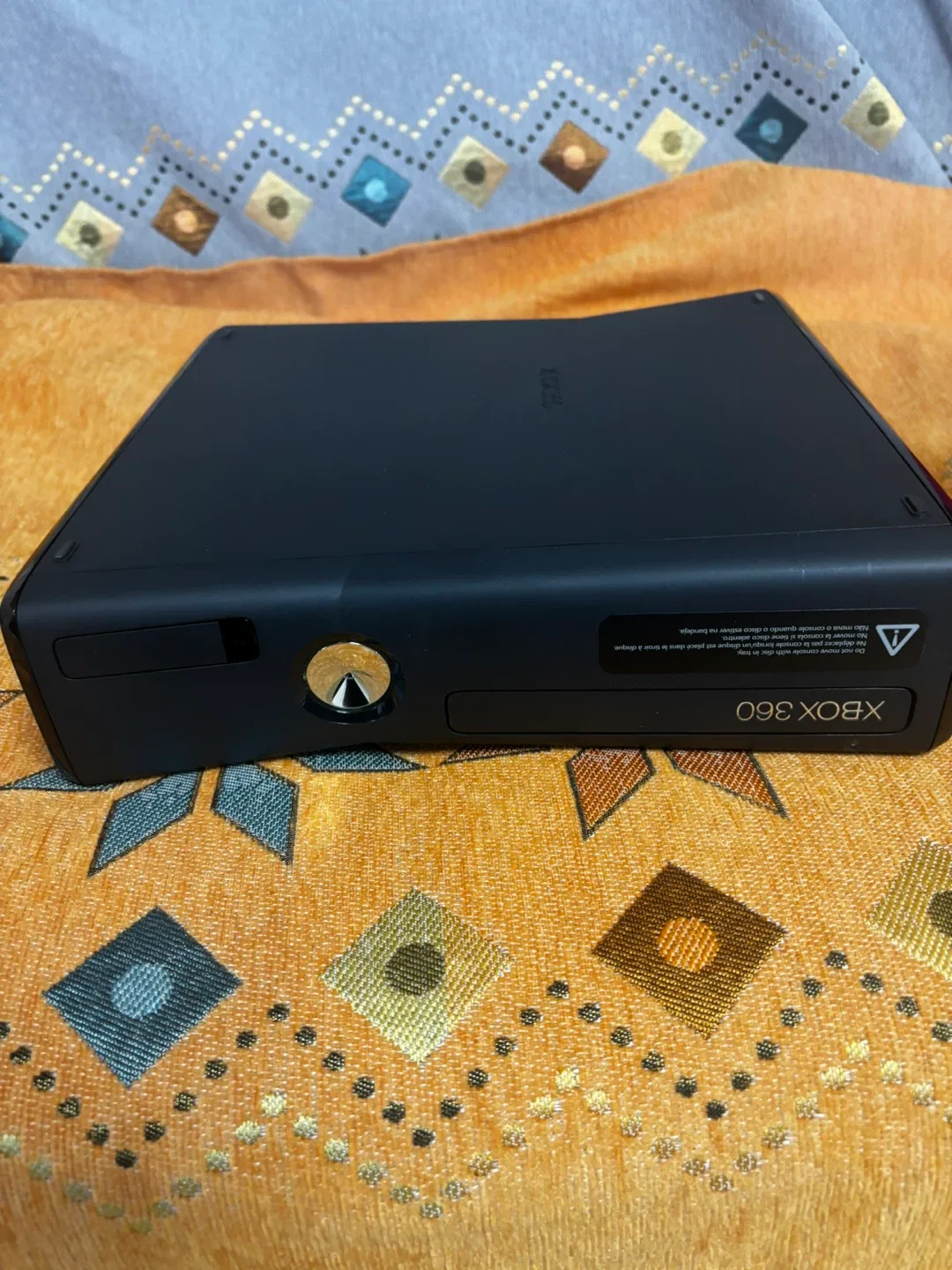 Xbox 360 Console with 2 Controllers image indicator(3)