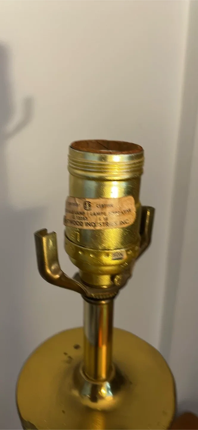 Vintage brass Table Lamp - Cream & (gold coloured) brass Accent image indicator(5)