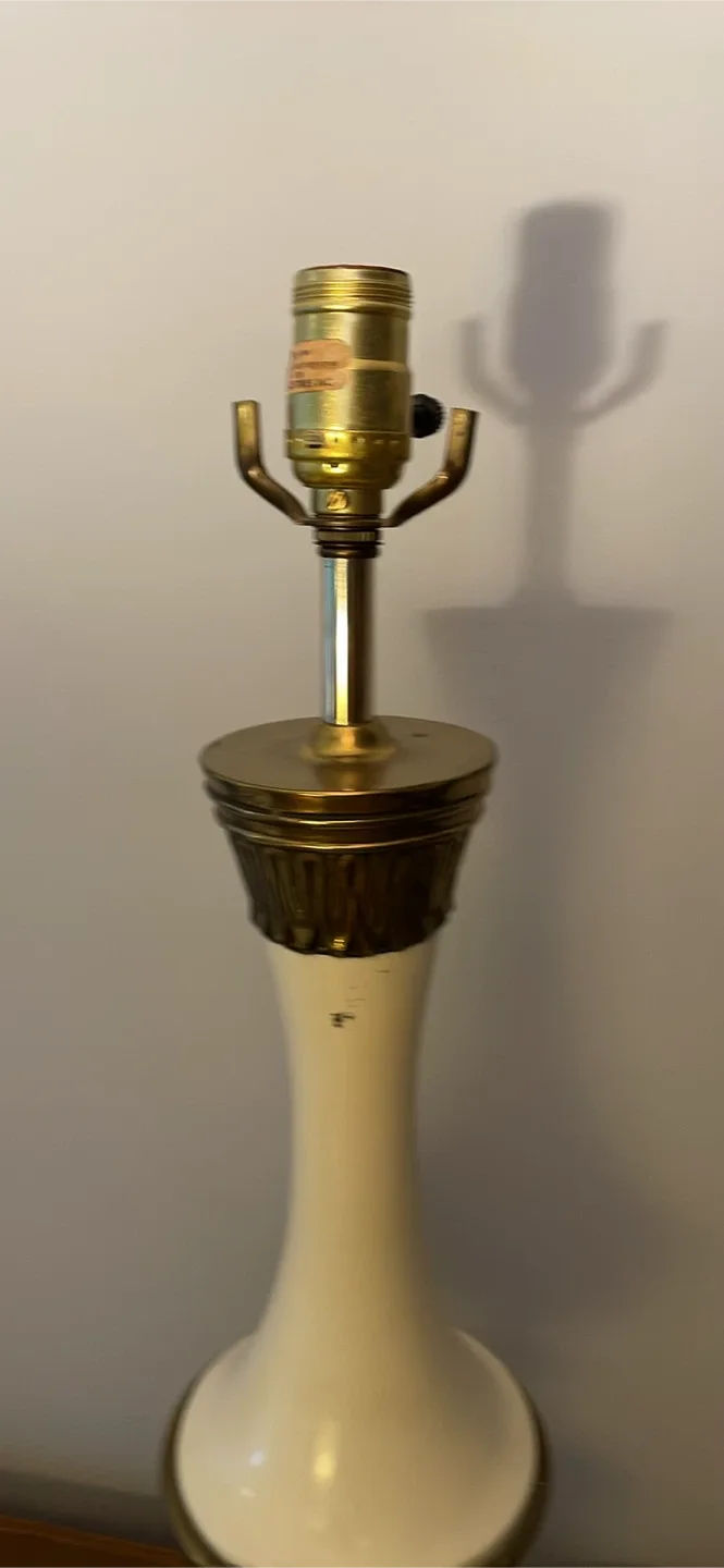 Vintage brass Table Lamp - Cream & (gold coloured) brass Accent image indicator(4)