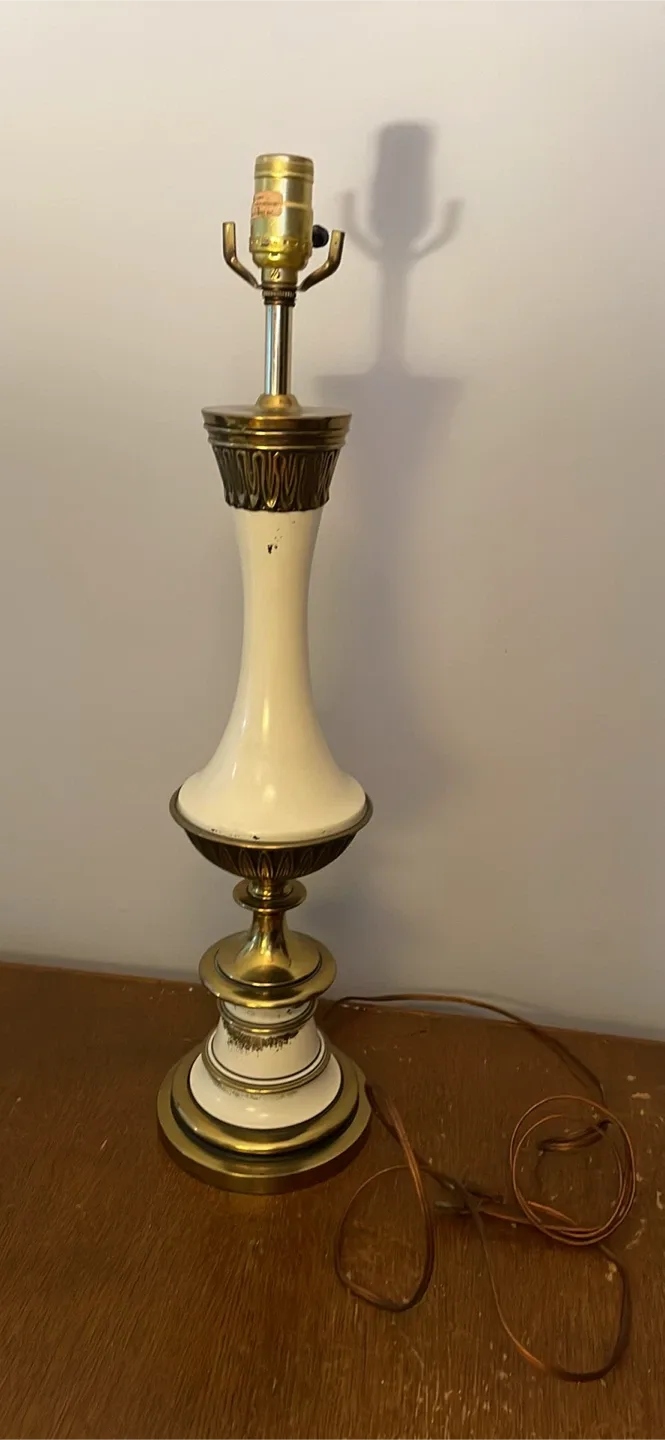 Vintage brass Table Lamp - Cream & (gold coloured) brass Accent image indicator(2)