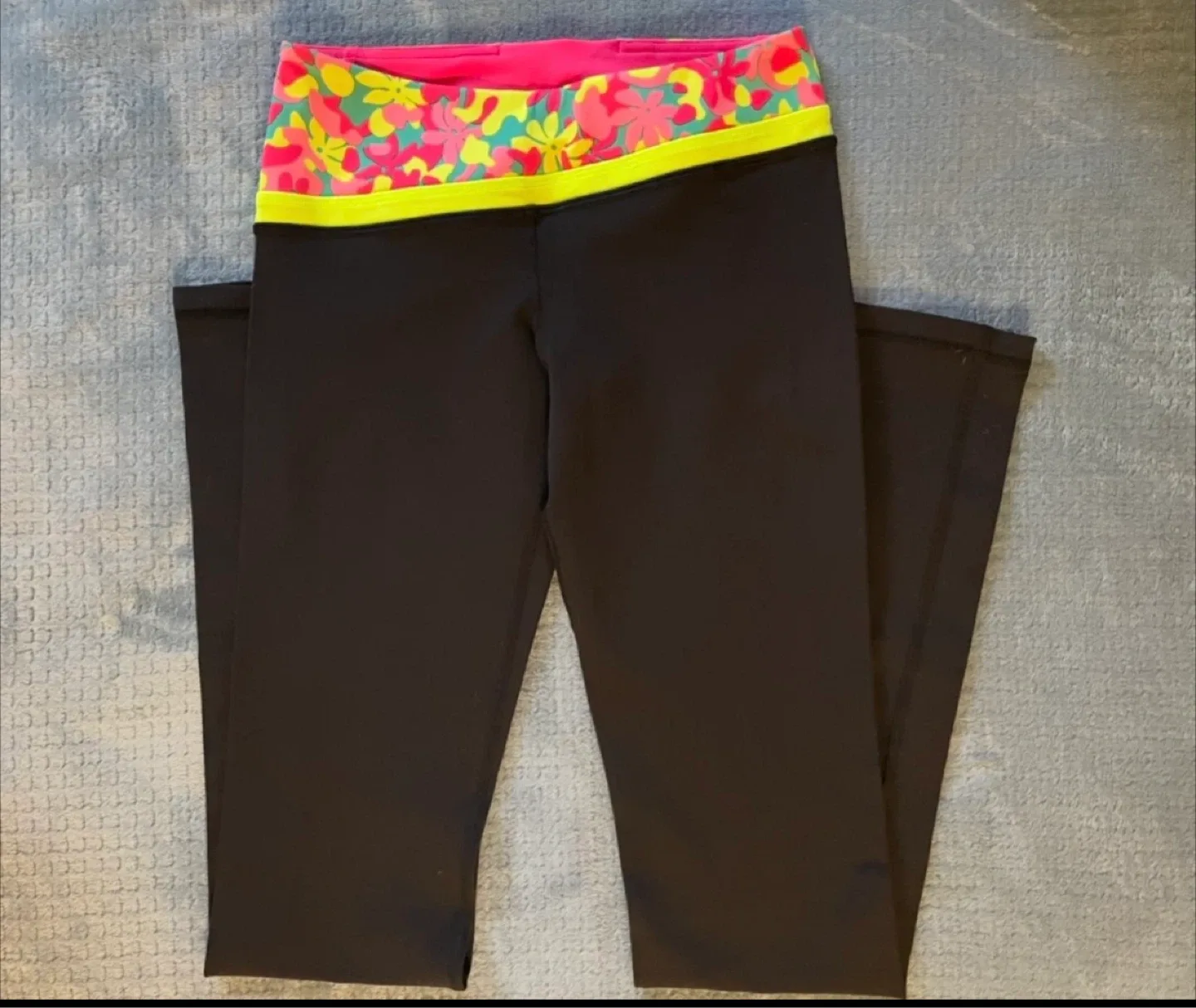 New Girl’s Ivivva (Lululemon) Legging image indicator(4)