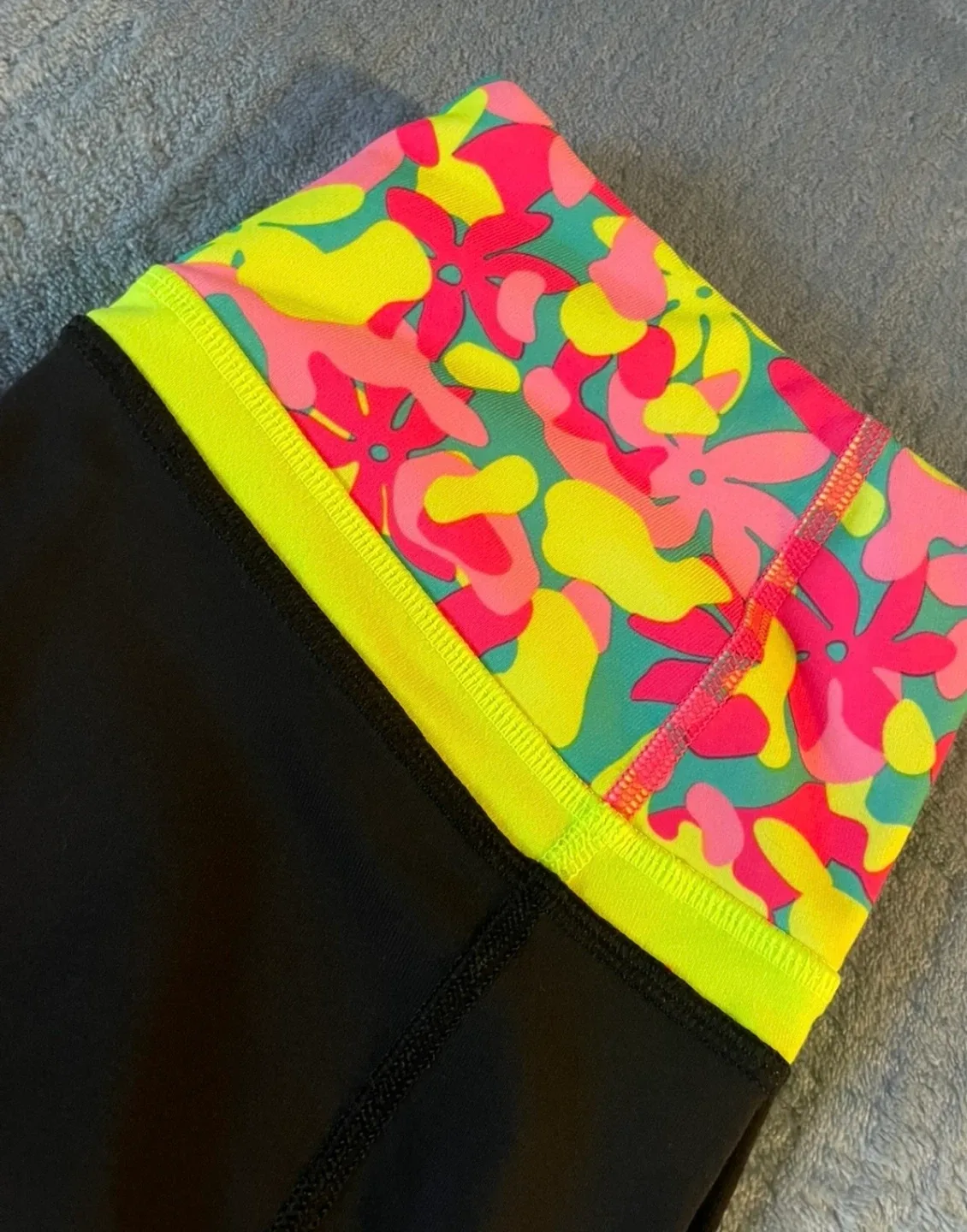 New Girl’s Ivivva (Lululemon) Legging image indicator(2)