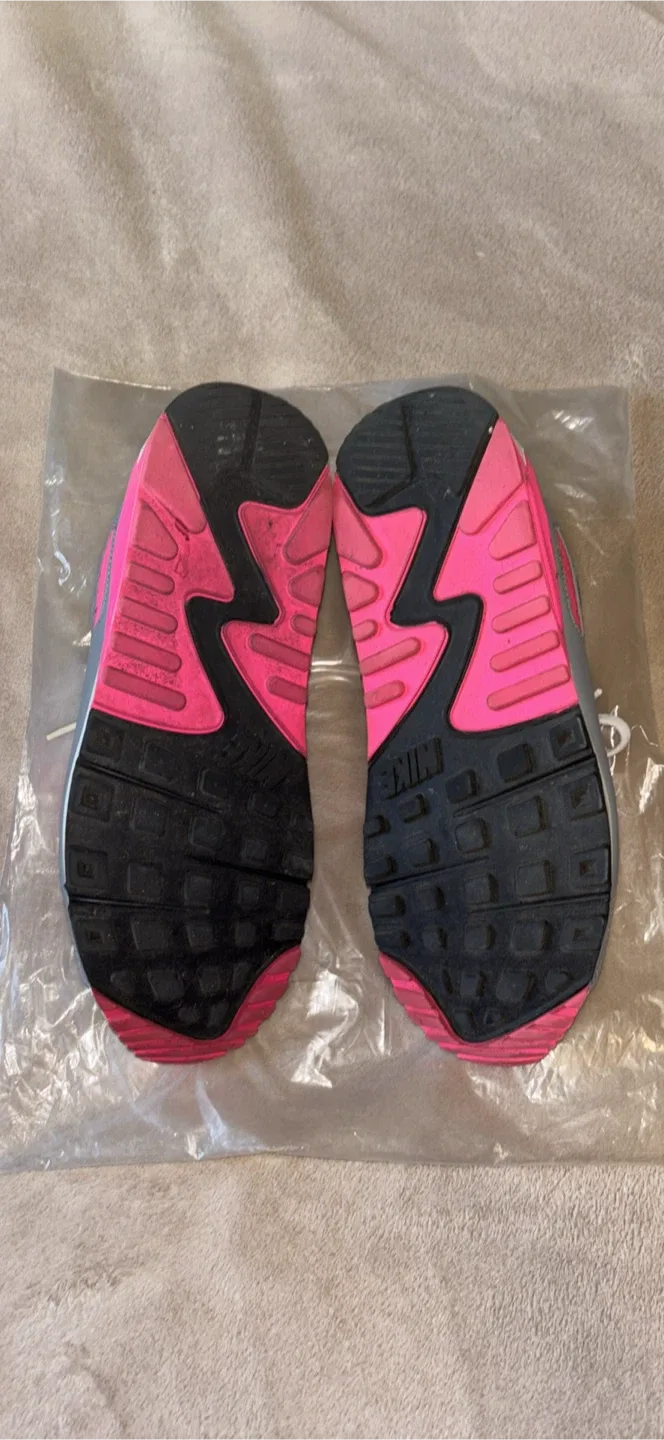 Nike Air Max 90 women’s trainers image indicator(4)