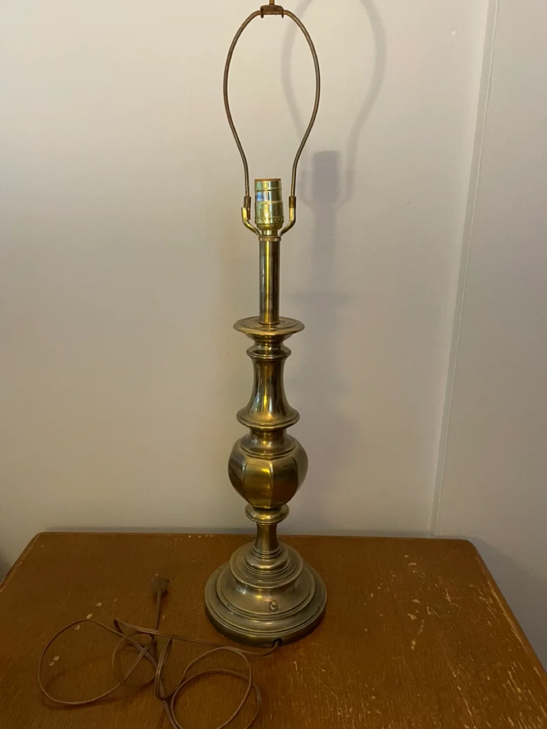 Vintage Brass Table Lamp image indicator(2)