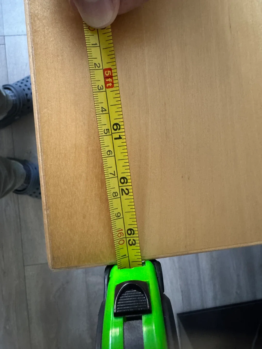 Desk with Metal Legs - 63"x30" image indicator(4)