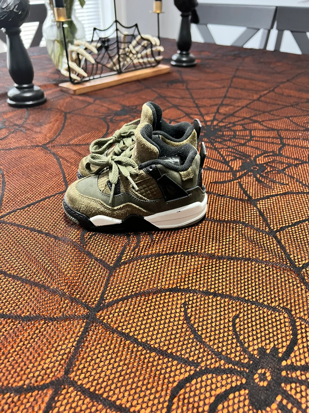Jordan 4 Retro Olive Canvas (TD) Toddler Size 6