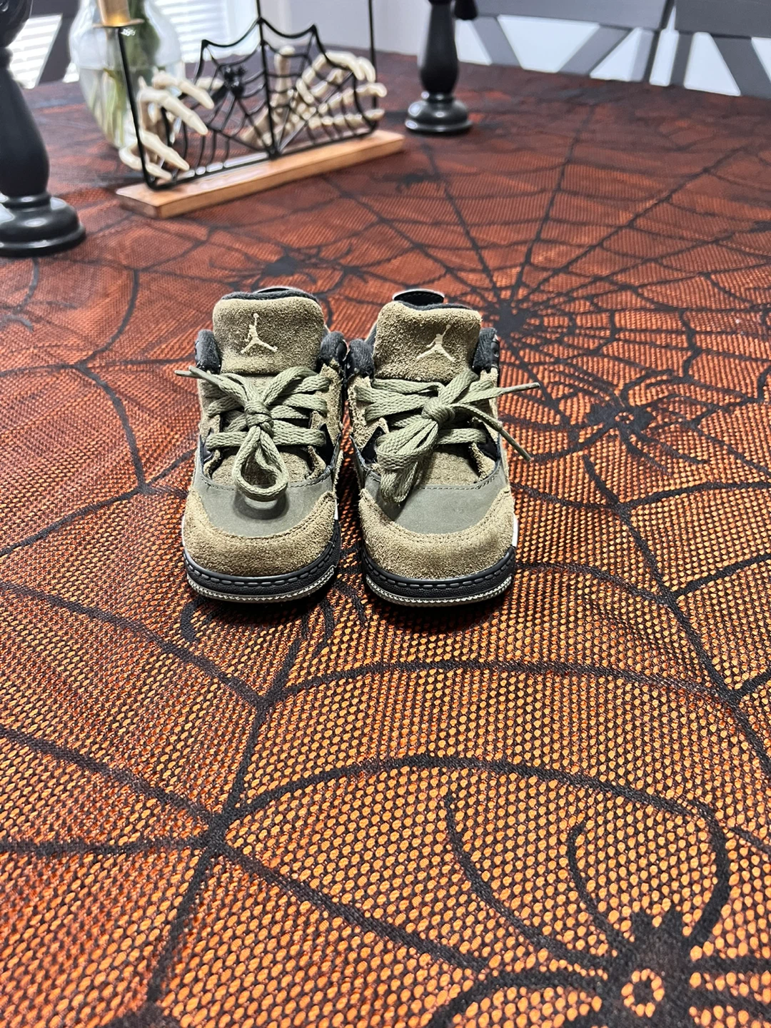 Jordan 4 Retro Olive Canvas (TD) Toddler Size 6 - photo 2