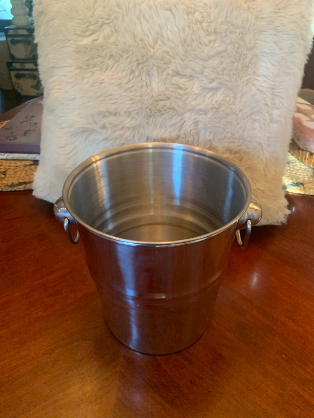 Stainless Steel Ice Bucket with Handles image indicator(5)