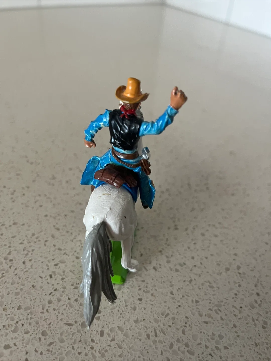 Britain’s Deetail Collectible Cowboy On A Horse Figurine image indicator(6)