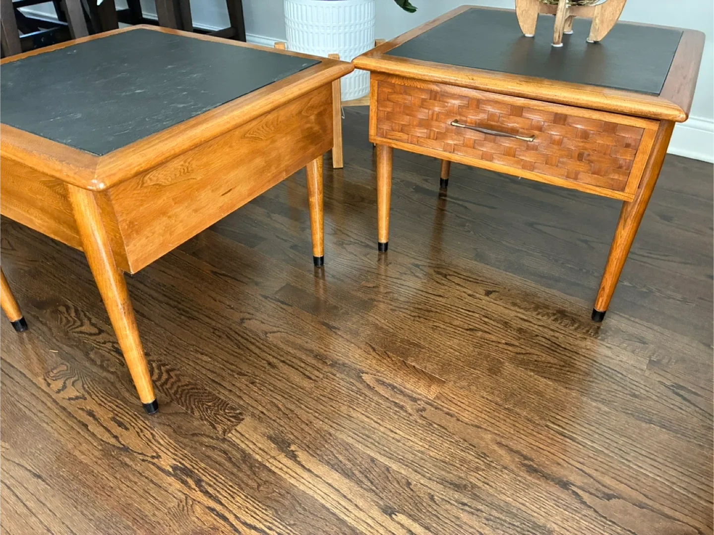 Pair of Mid Century modern side tables image indicator(6)