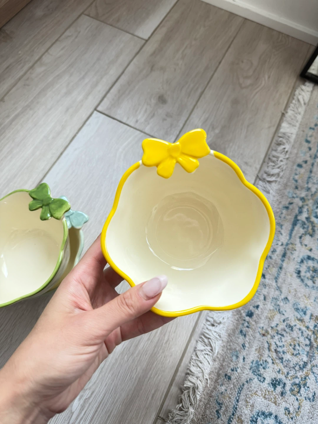 Set of 3 Decorative Bowls with Bows - photo 5