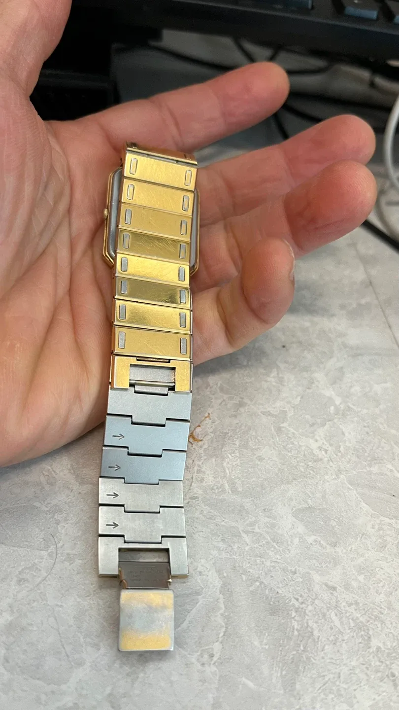 Seiko Quartz Gold/Silver Tone Watch image indicator(4)