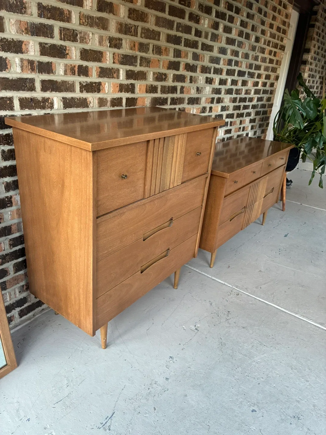 Mid-Century Modern Dresser Set image indicator(4)