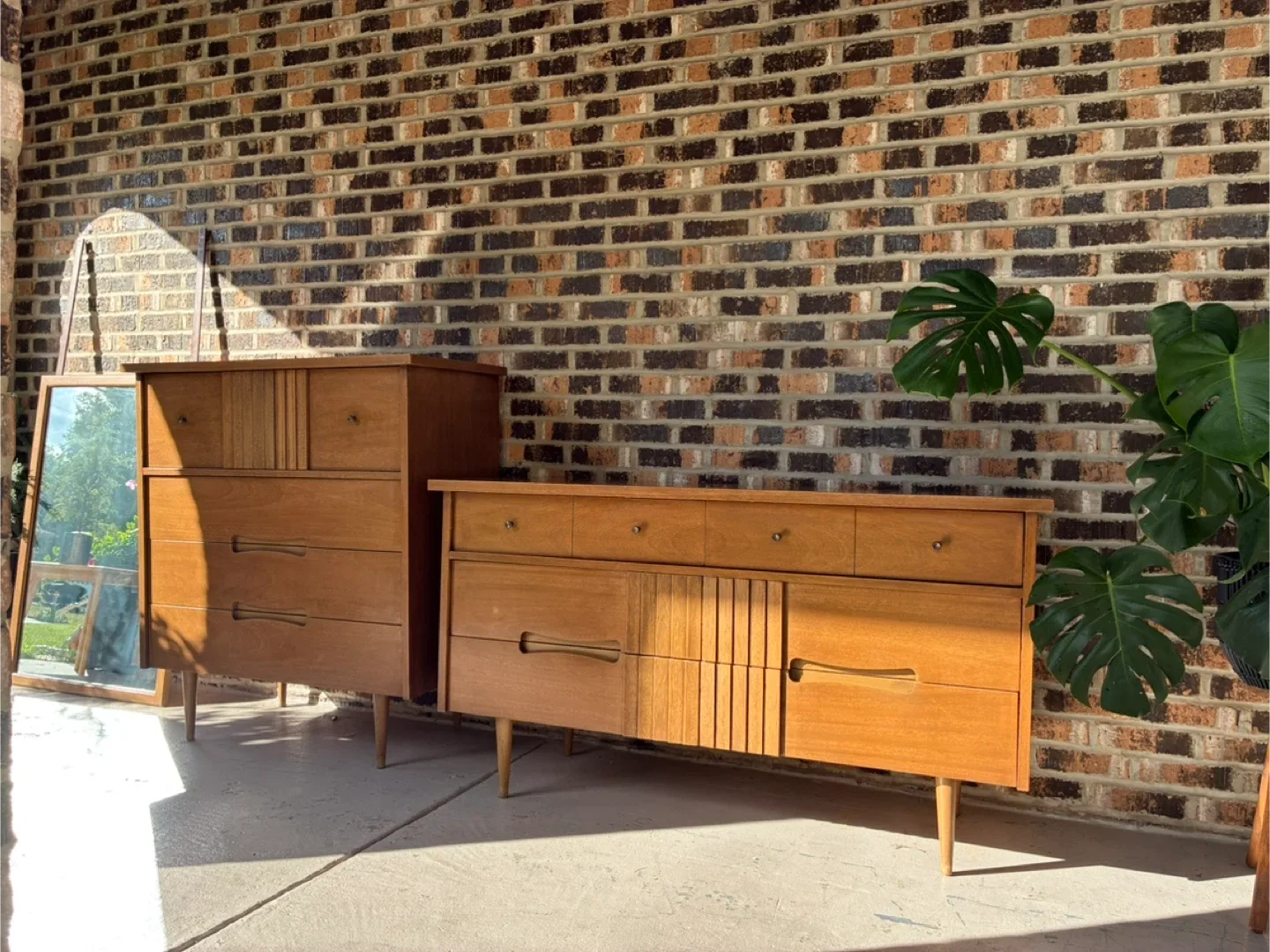 Mid-Century Modern Dresser Set image indicator(8)