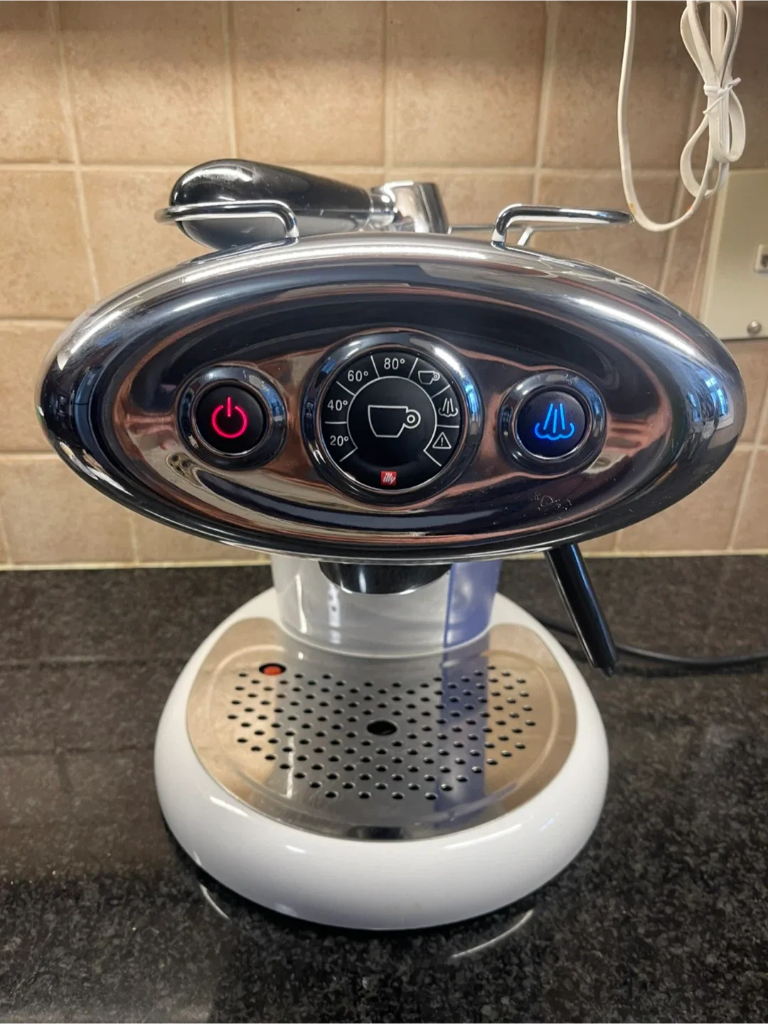 Illy Espresso Machine thumbnail